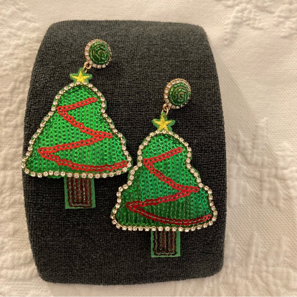 🎄 Sequin Christmas tree earrings 🎄